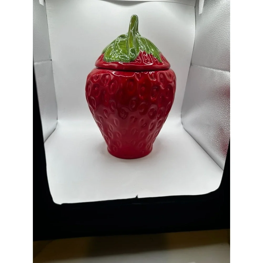 Vintage Style Red Strawberry Ceramic Cookie Jar Kitchen Canister with Lid
